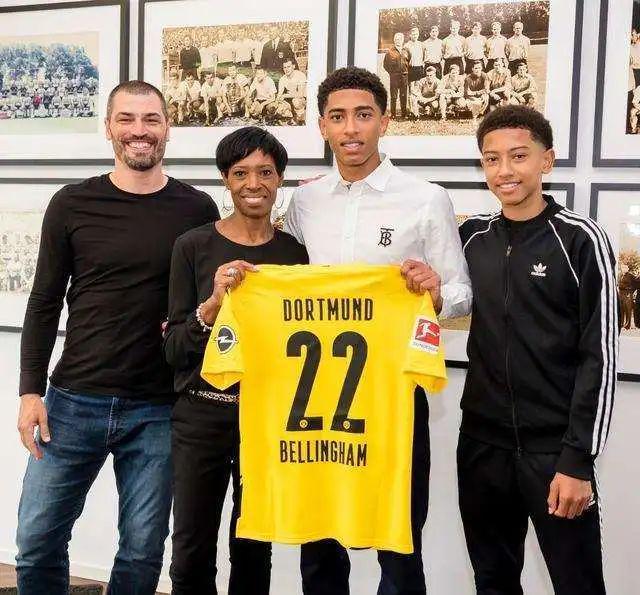 不是一次简 不是一次简