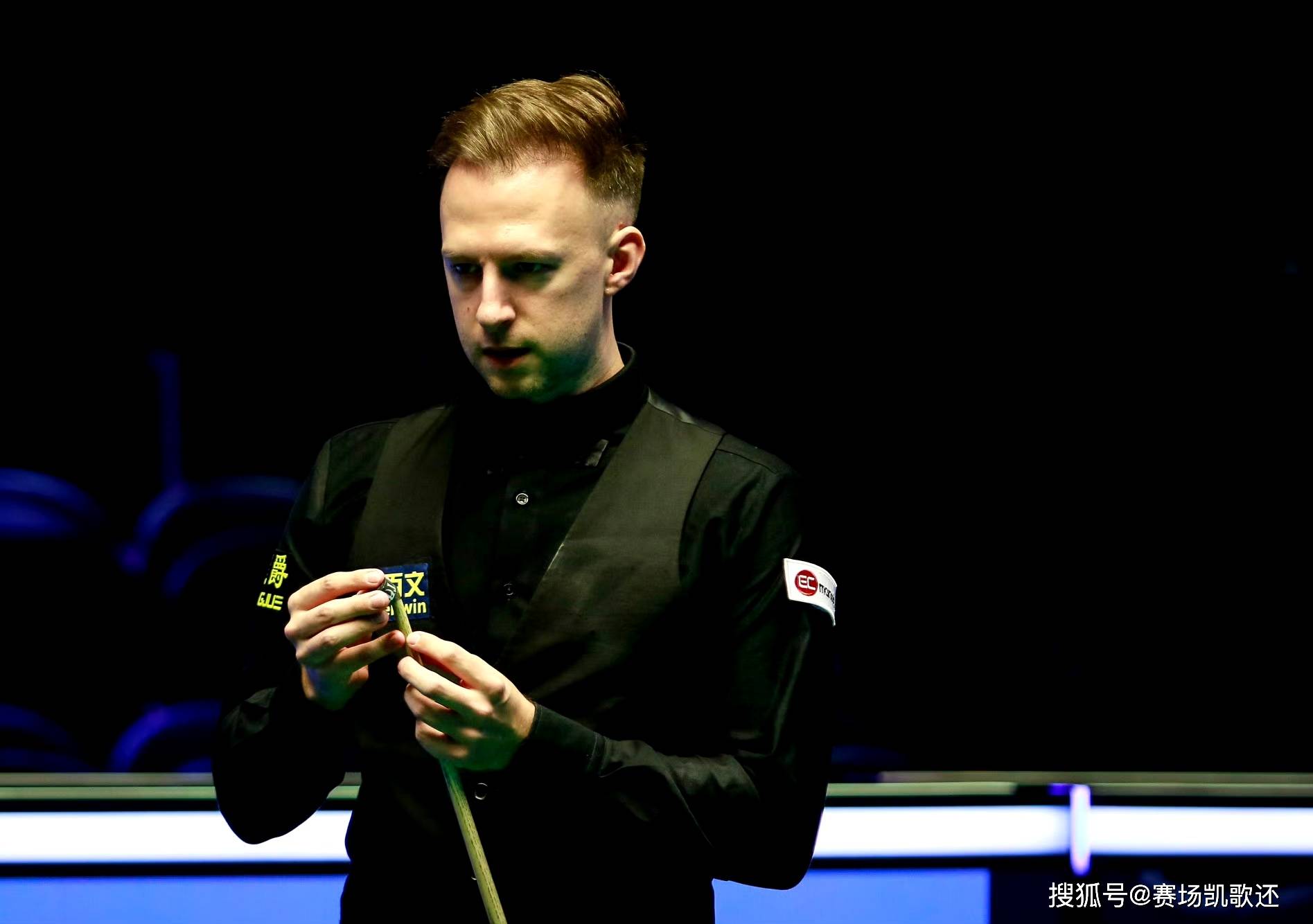 这让他必须 这让他必须