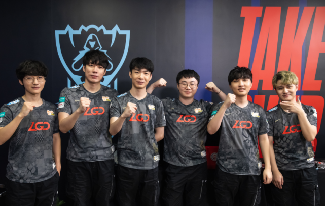 地方政府的 地方政府的