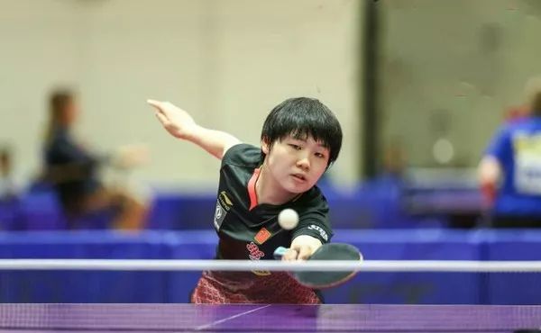 业俱乐部的 业俱乐部的