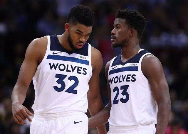 而另一名球 而另一名球