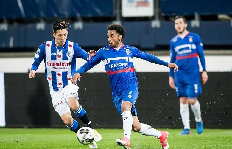 曲调沉郁压 曲调沉郁压